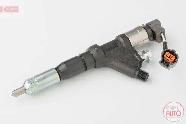 Diesel injector new (Denso-OEM)-PLW